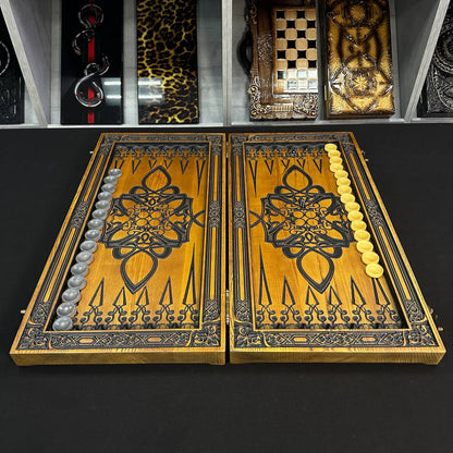 Exklusives Holz-Backgammon "Vigro Zodiac". Individualisierbar und verschenkfertig