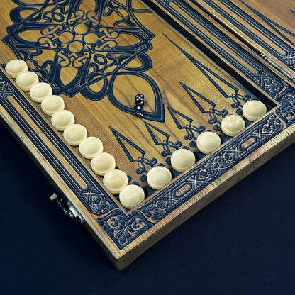 Exklusives Holz-Backgammon "Vigro Zodiac". Individualisierbar und verschenkfertig
