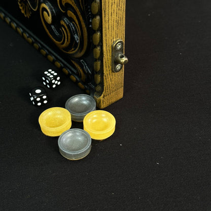 Exklusives Holz-Backgammon "Vigro Zodiac". Individualisierbar und verschenkfertig