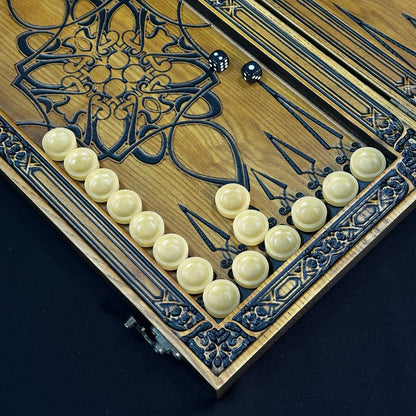 Exklusives Holz-Backgammon "Vigro Zodiac". Individualisierbar und verschenkfertig