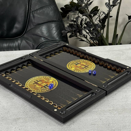 Jeu de backgammon exclusif en verre et bois. Prêt à offrir et personnalisable.
