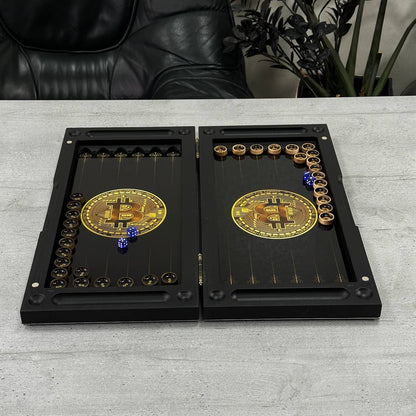 Jeu de backgammon exclusif en verre et bois. Prêt à offrir et personnalisable.