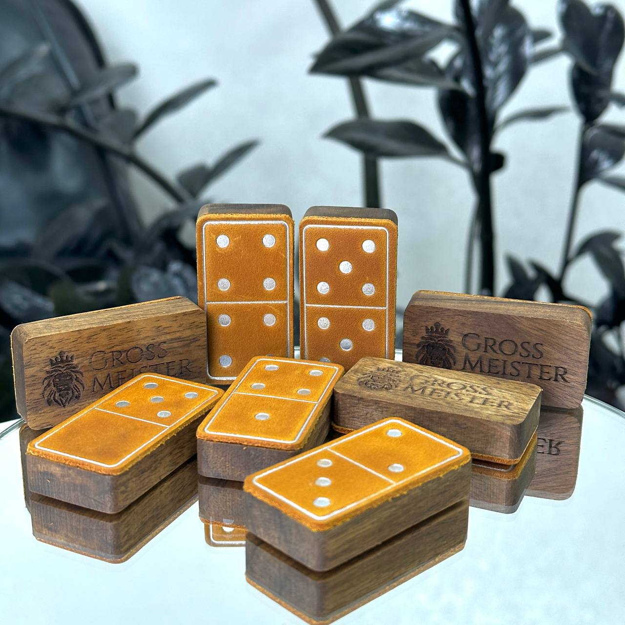 Luxuriöses Domino-Set aus Holz und elegantem Leder, 52*27*12mm orange Dominosteine, Geschenkfertig