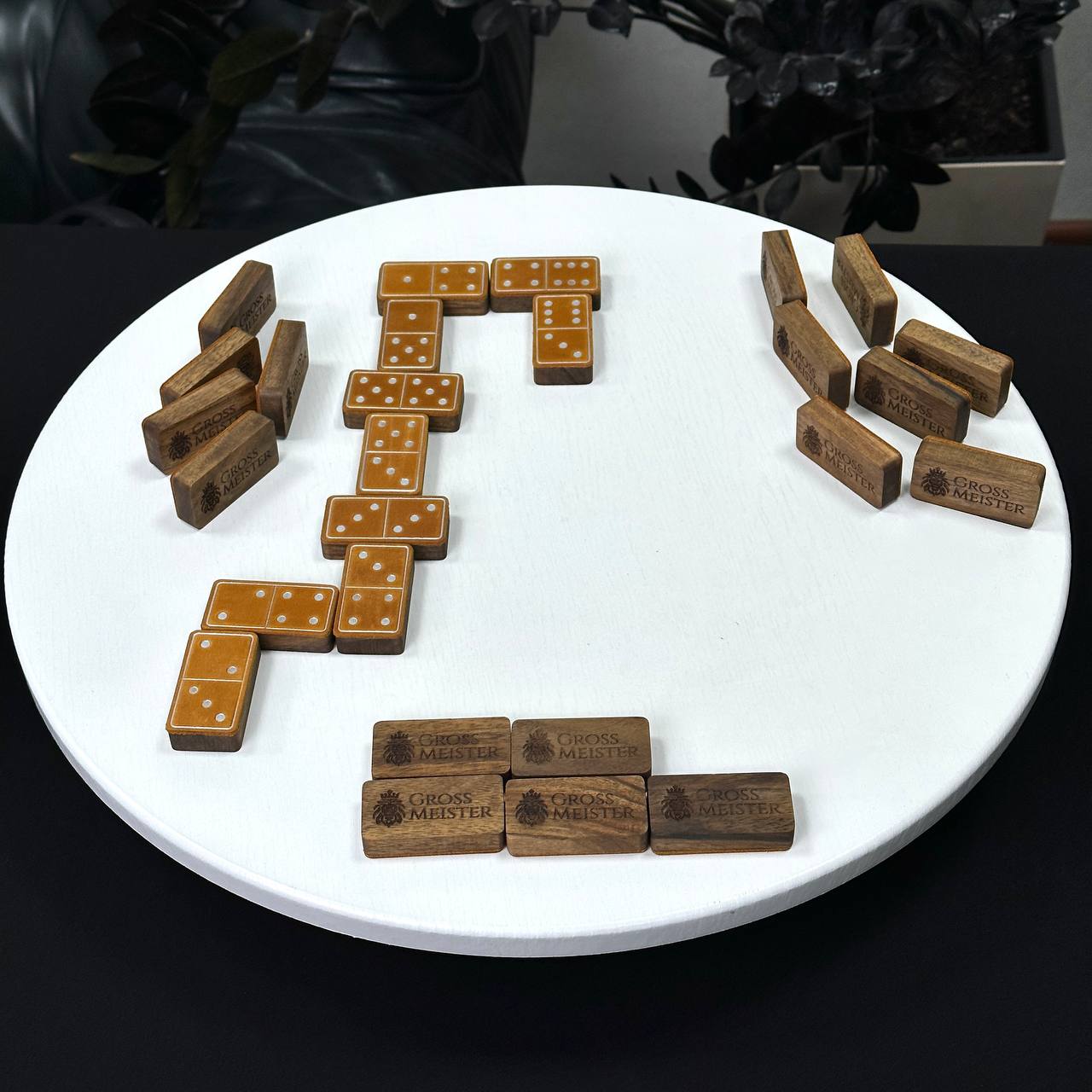 Luxuriöses Domino-Set aus Holz und elegantem Leder, 52*27*12mm orange Dominosteine, Geschenkfertig