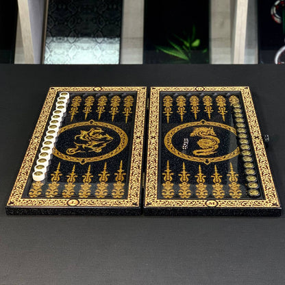 Backgammon en pierre acrylique noire de luxe « Grand Lion d'or » 58*28cm, prêt à offrir et personnalisé
