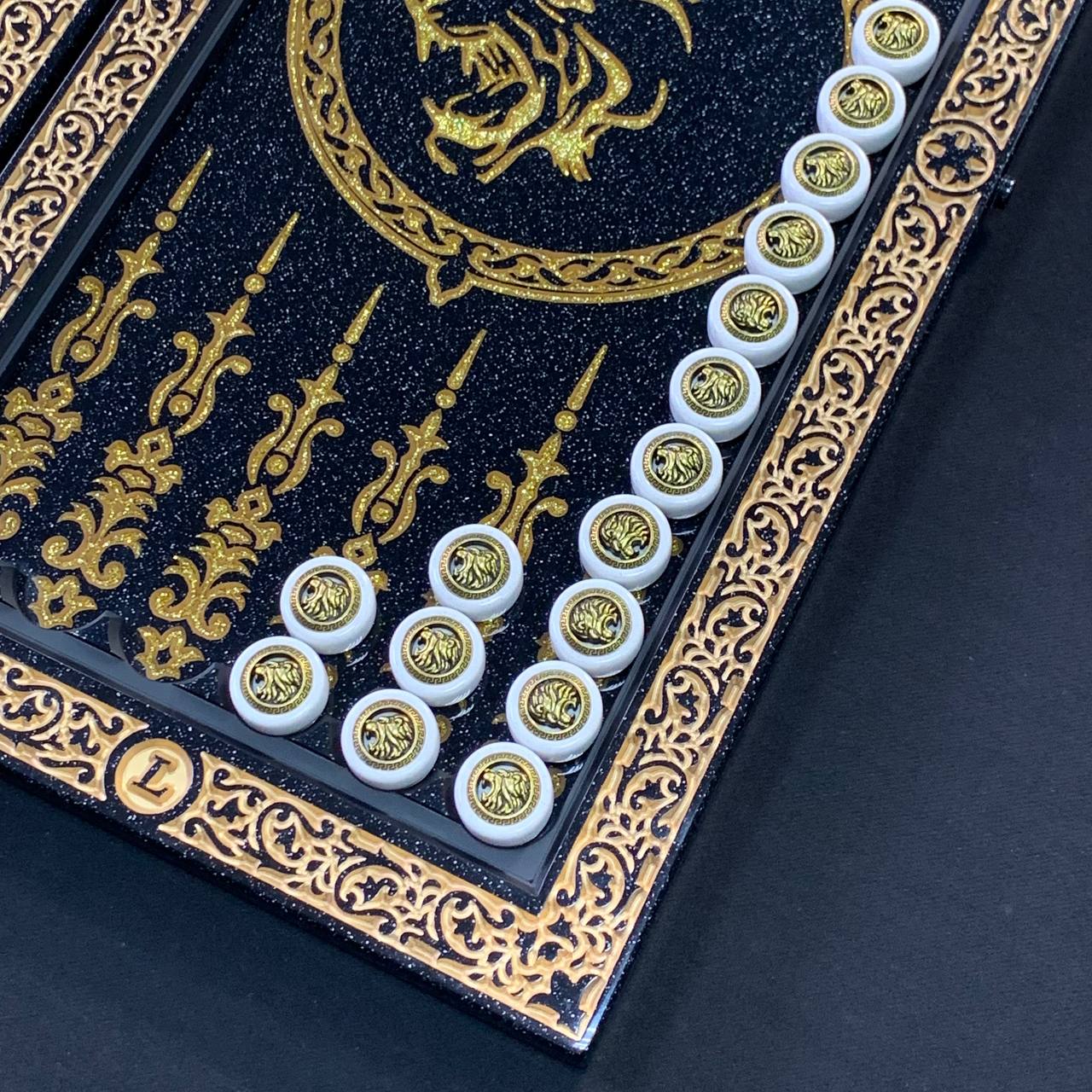 Backgammon en pierre acrylique noire de luxe « Grand Lion d'or » 58*28cm, prêt à offrir et personnalisé