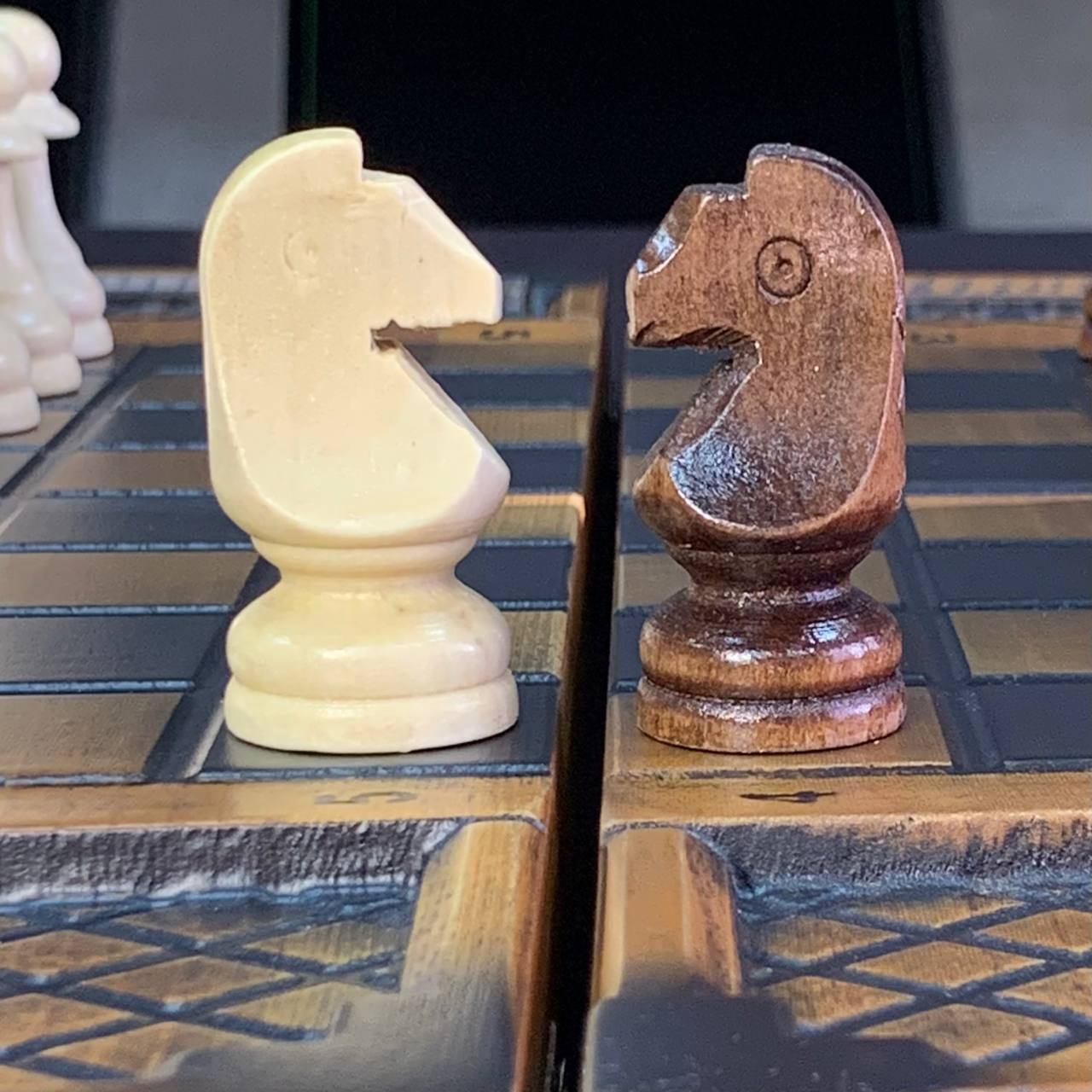 Holzschachspiel 3 in 1 - Schach, Backgammon, Dame, 46*23cm, Geschenkfertig