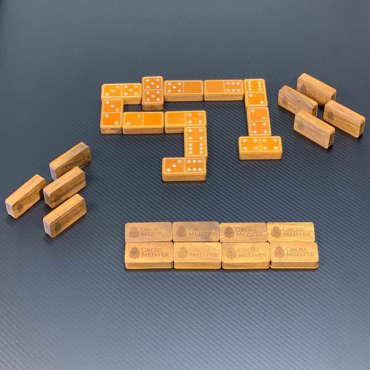 Luxuriöses Domino-Set aus Holz und elegantem Leder, 52*27*12mm orange Dominosteine, Geschenkfertig