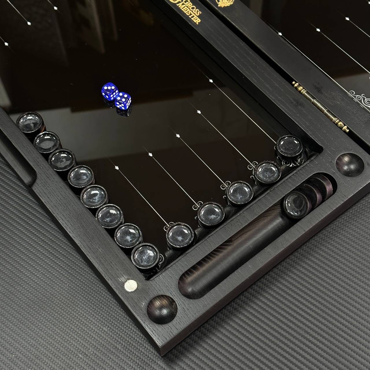Jeu d'échecs et de backgammon en verre 3 en 1 dans un cadre en bois, 2 tailles, un jeu de société luxueux prêt à offrir