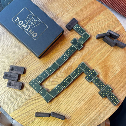 Luxuriöses Domino-Set aus Holz und elegantem Leder, 52*27*12mm grüne Dominosteine, Geschenkfertig