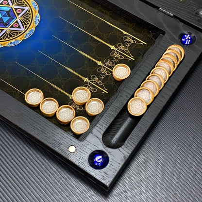 Backgammon exclusif en verre et bois avec scorpion. Prêt à offrir et personnalisable.
