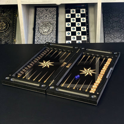 Backgammon exclusif en verre et bois avec étoile. Prêt à offrir et personnalisable.
