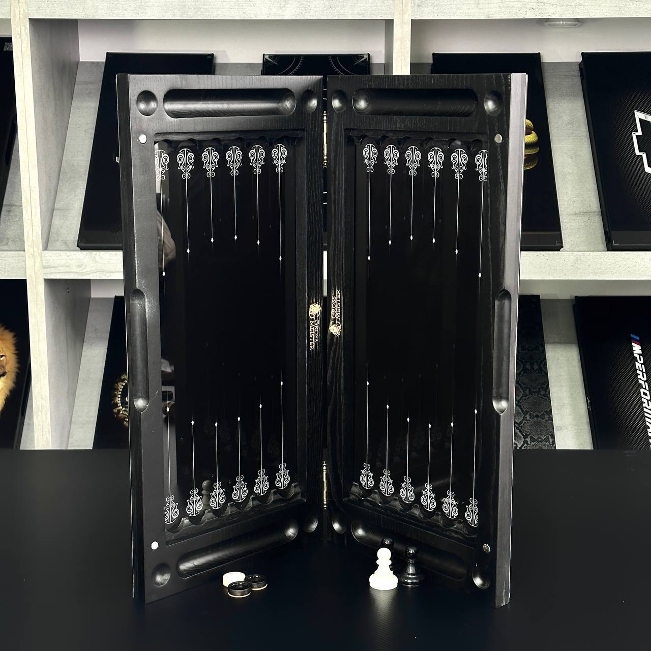 Jeu d'échecs et de backgammon en verre 3 en 1 dans un cadre en bois, 2 tailles, un jeu de société luxueux prêt à offrir