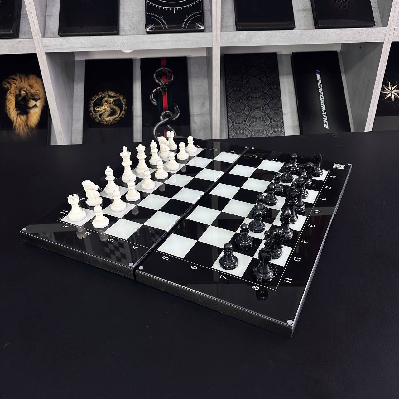 Jeu d'échecs et de backgammon en verre 3 en 1 dans un cadre en bois, 2 tailles, un jeu de société luxueux prêt à offrir