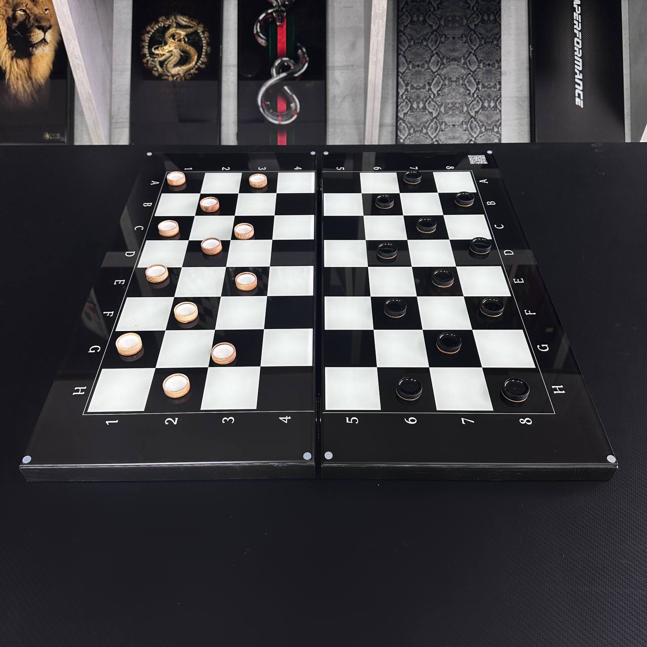 Jeu d'échecs et de backgammon en verre 3 en 1 dans un cadre en bois, 2 tailles, un jeu de société luxueux prêt à offrir