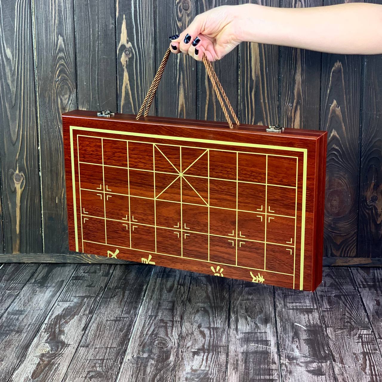 Jeu d'échecs chinois classique en bois Xiangqi, jeu d'échecs de voyage de taille compacte, cadeau insolite pour papa, prêt à offrir 