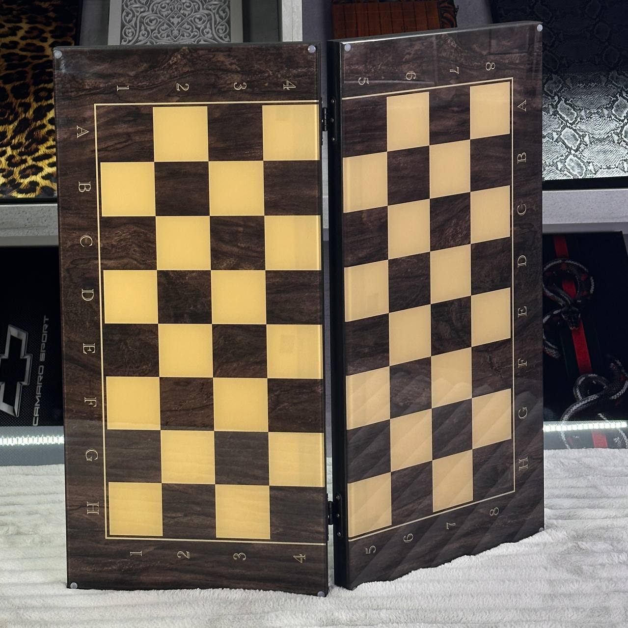 Jeu d'échecs et de backgammon en verre 3 en 1 dans un cadre en bois, 2 tailles, un jeu de société luxueux prêt à offrir