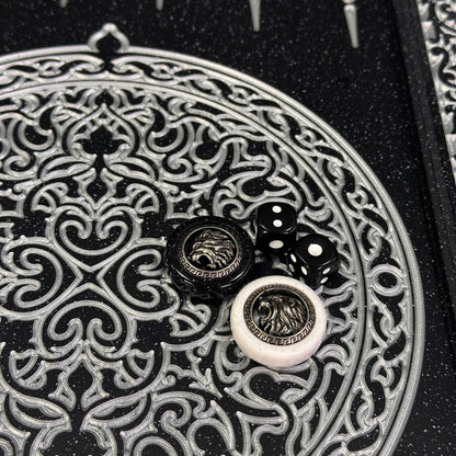 Luxus-Backgammon aus schwarzem Acrylstein "Silver Lion" 58×28cm, Light-Version, Steinbrett, Geschenkfertig