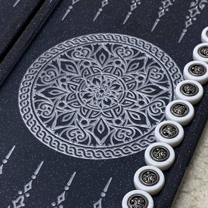 Luxus-Backgammon aus schwarzem Acrylstein "Silver Lion" 37 x 19 cm, leichte Version, Steinbrett, Geschenkfertig