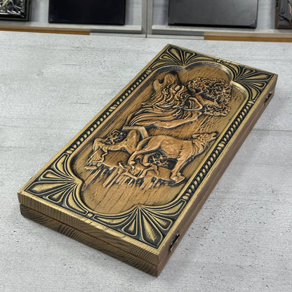 Jeu de backgammon en bois "Loup", 46×23×3cm, prêt à offrir et personnalisé.