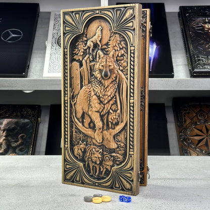 Jeu de backgammon en bois "Loup", 46×23×3cm, prêt à offrir et personnalisé.