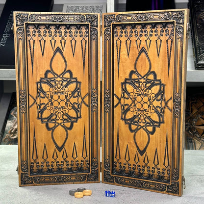 Jeu de backgammon en bois "Loup", 46×23×3cm, prêt à offrir et personnalisé.
