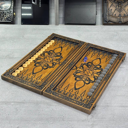 Jeu de backgammon en bois "Loup", 46×23×3cm, prêt à offrir et personnalisé.