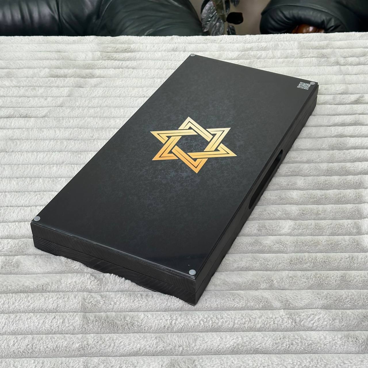Jeu de backgammon en verre et bois avec étoile de David, personnalisable et prêt à offrir