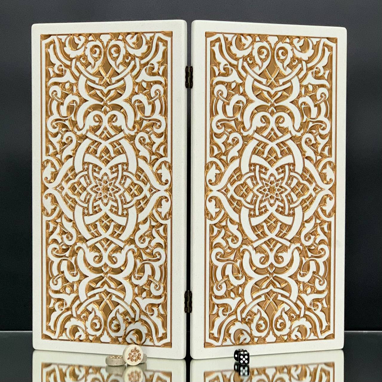 Luxuriöses handgefertigtes Backgammon-Set aus weißem Acrylstein, 37×19 cm, Art. 190652, Geschenkfertig