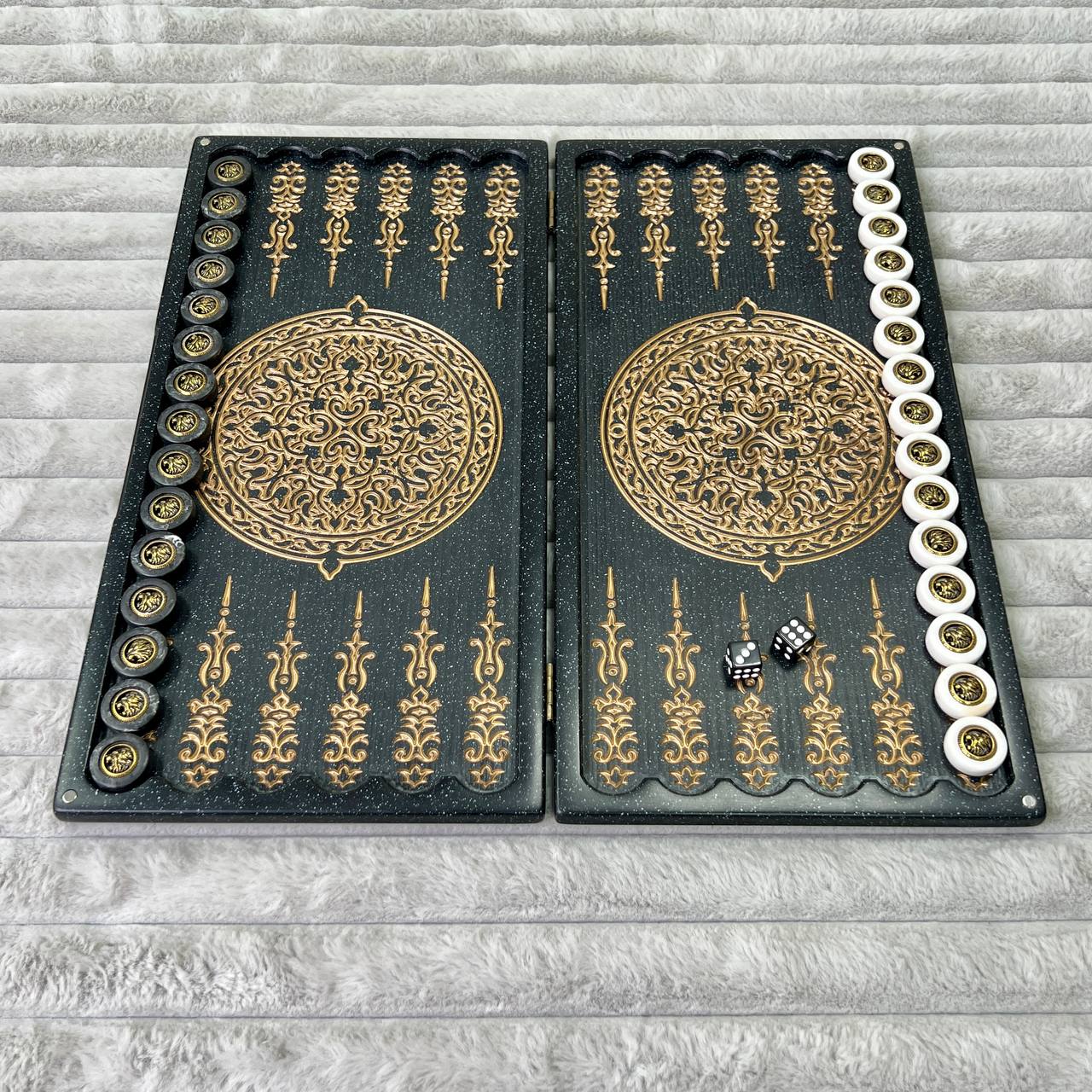 Luxus-Backgammon aus schwarzem Acrylstein „Goldener Löwe“ Minigröße 37 x 18,5 cm, Reisegröße, Geschenkfertig | Kostenlose weltweite Lieferung