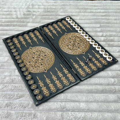 Luxus-Backgammon aus schwarzem Acrylstein „Goldener Löwe“ Minigröße 37 x 18,5 cm, Reisegröße, Geschenkfertig | Kostenlose weltweite Lieferung