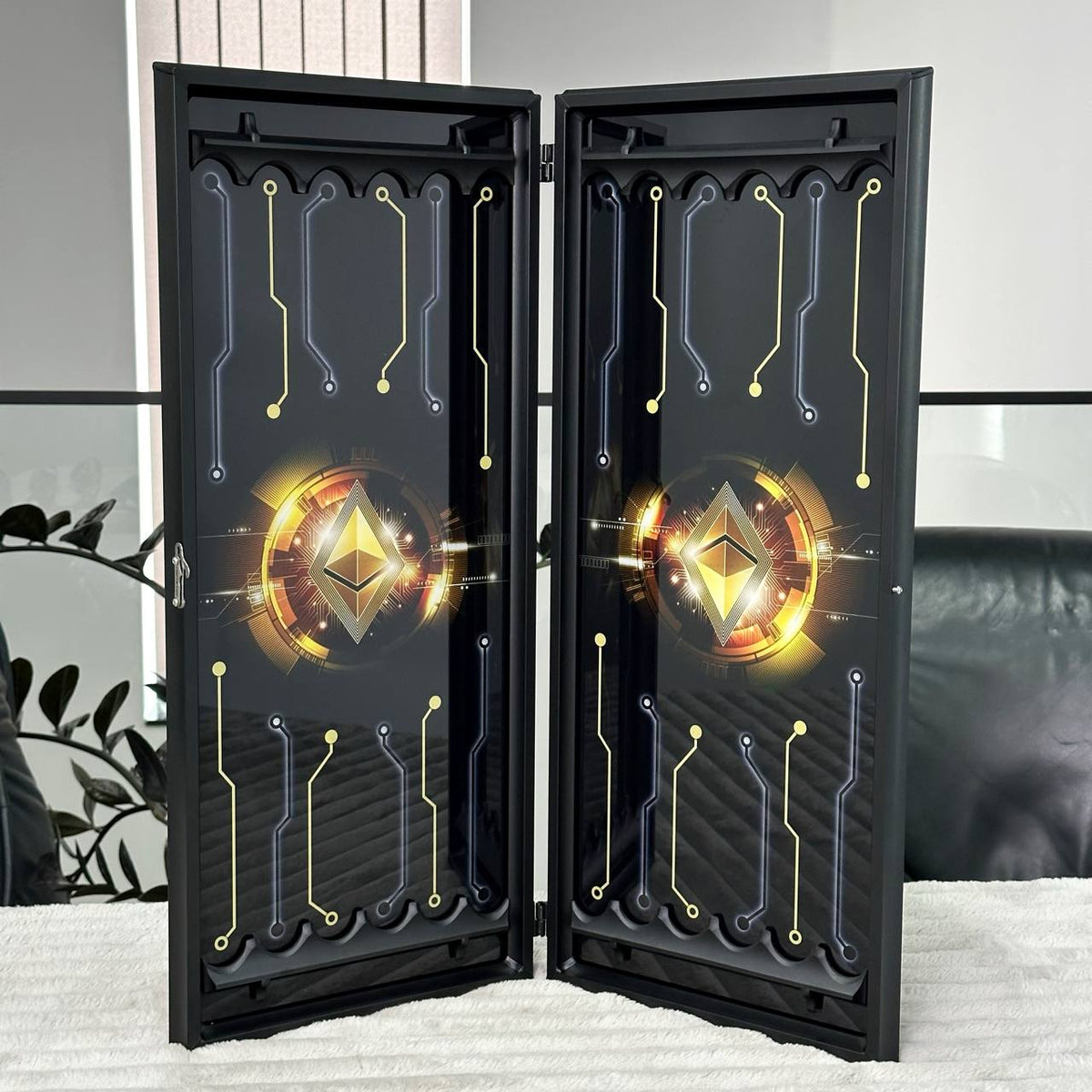 Bitcoin and Ethereum Glass Backgammon Set – Large 24”