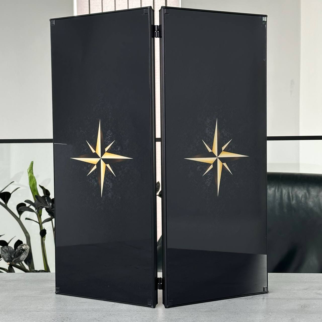 Compass Rose Glass Backgammon Set – Large 24”