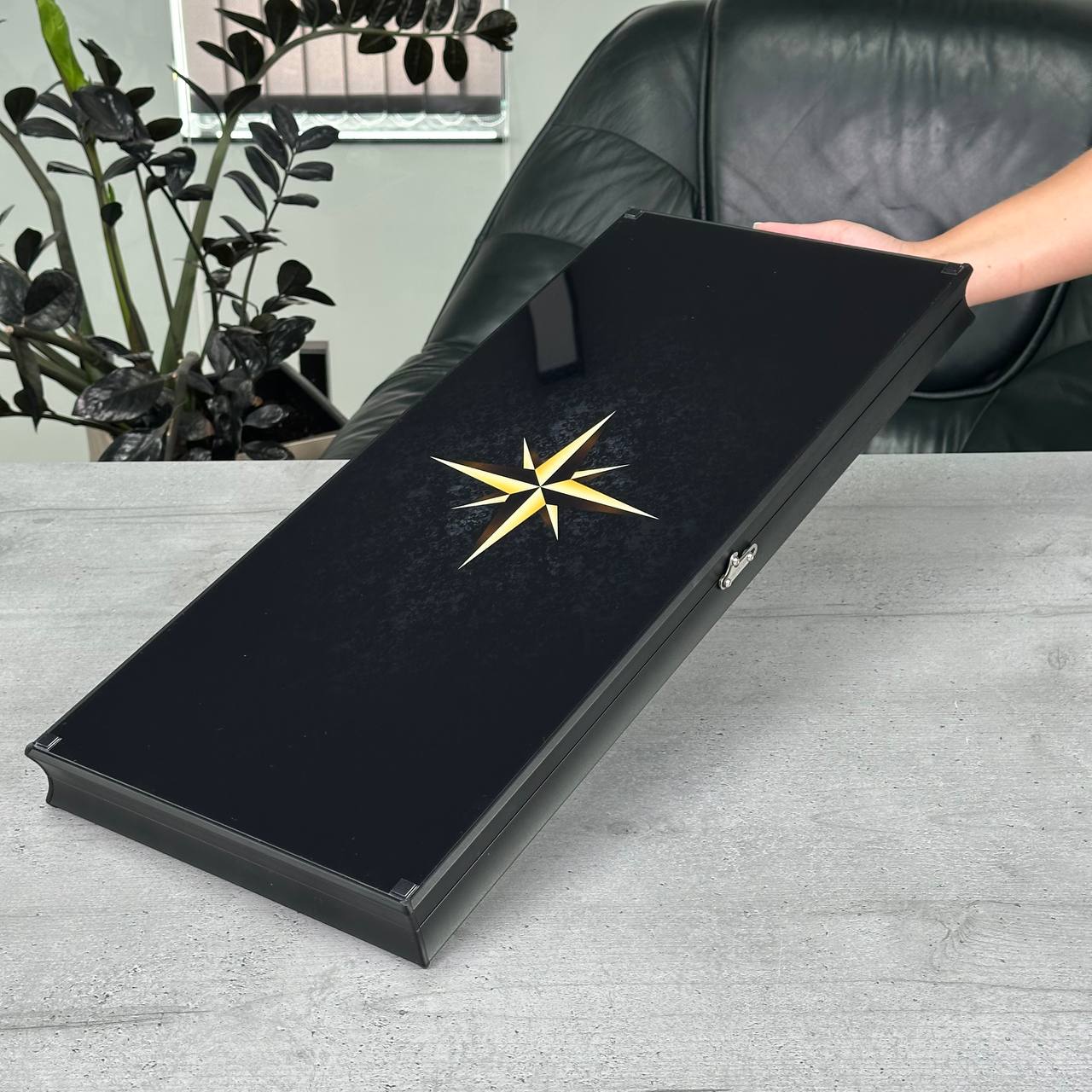 Compass Rose Glass Backgammon Set – Large 24”