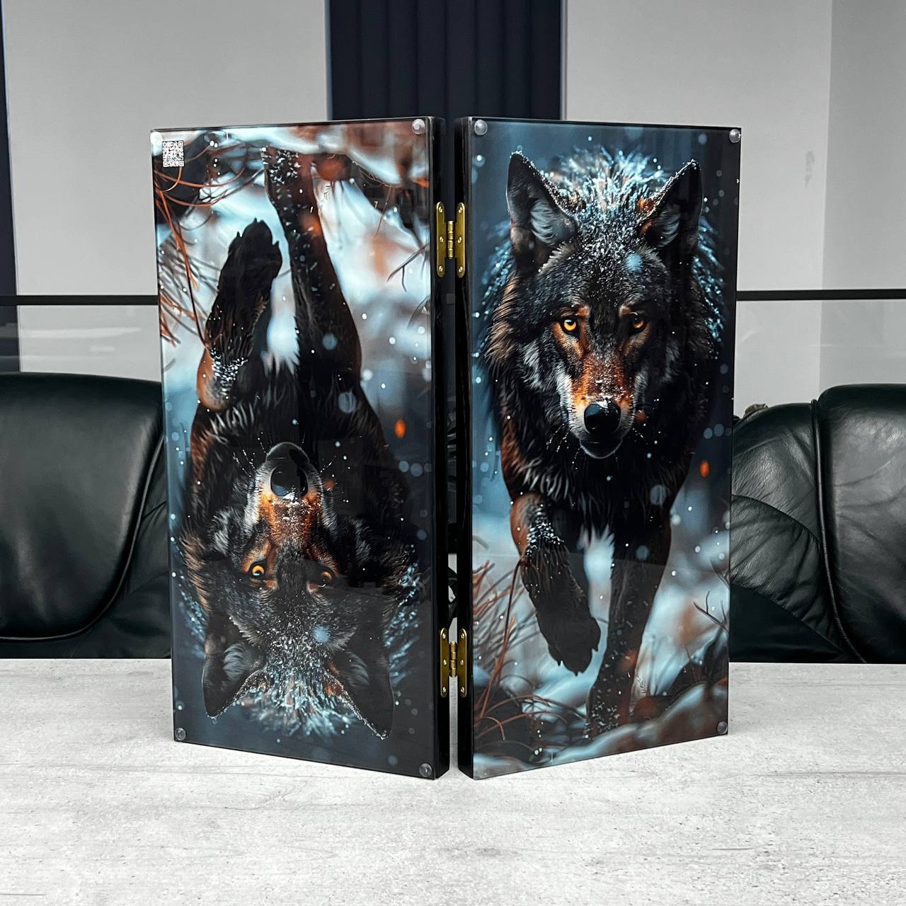 The Winter Hunt Premium Glass&Wood Backgammon Set — Luxury Game Board