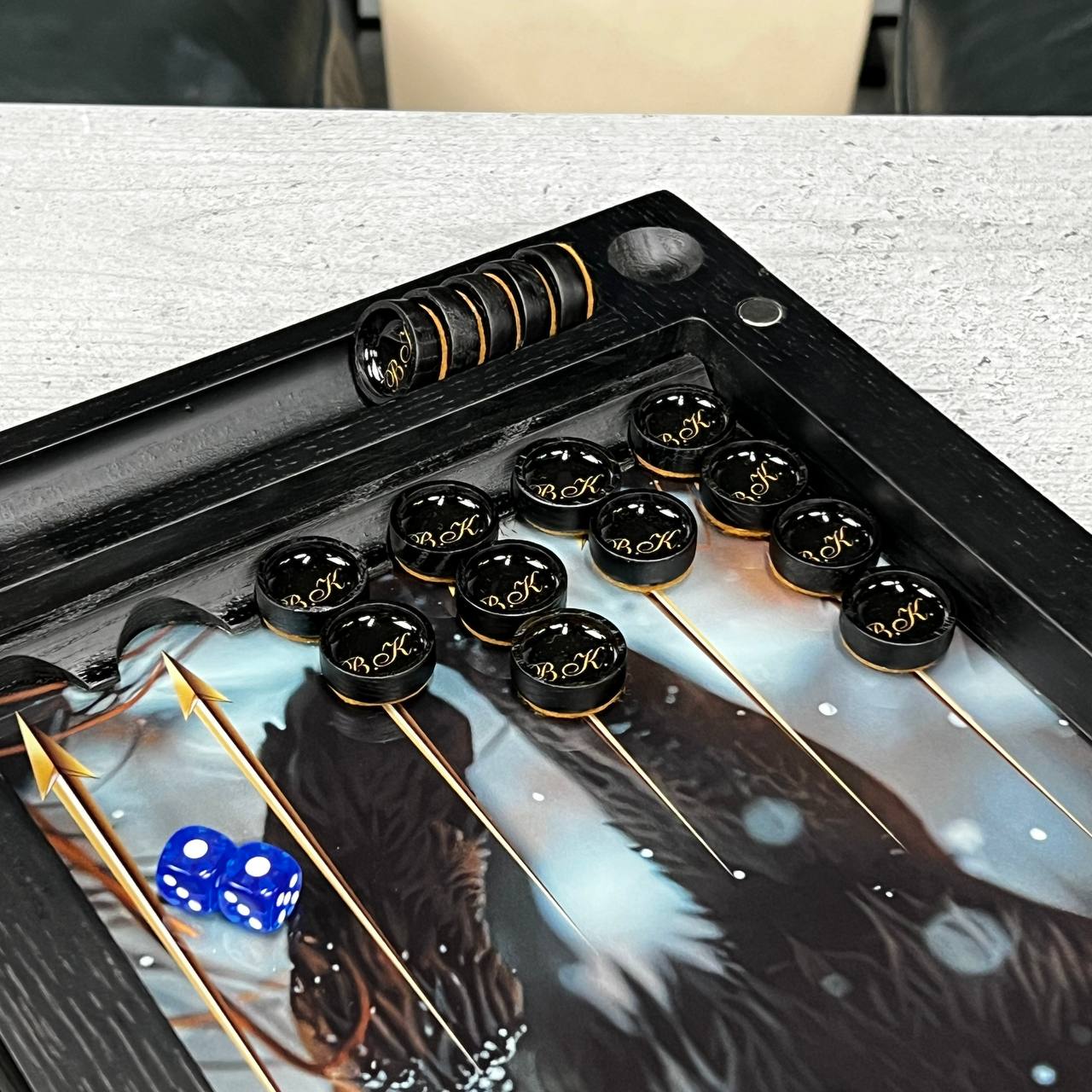 The Winter Hunt Premium Glass&Wood Backgammon Set — Luxury Game Board