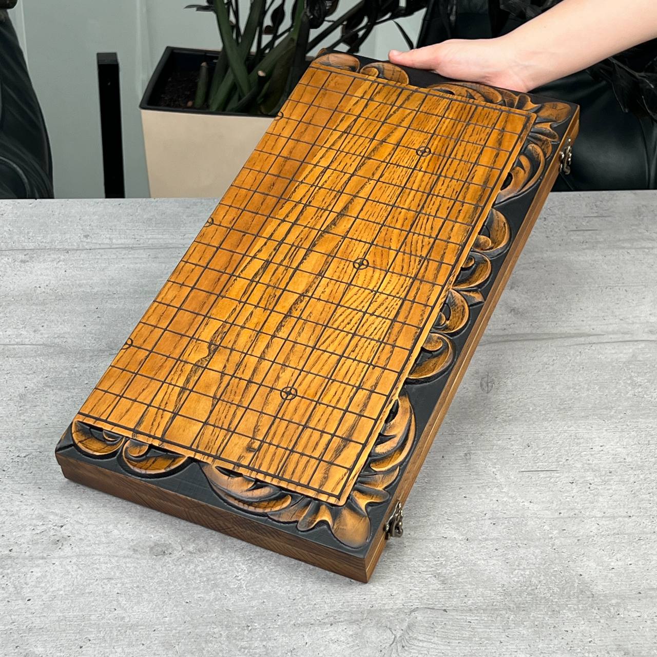 Jeu de Go artisanal (jeu de stratégie chinois ancien), jeu de société insolite. Prêt à offrir