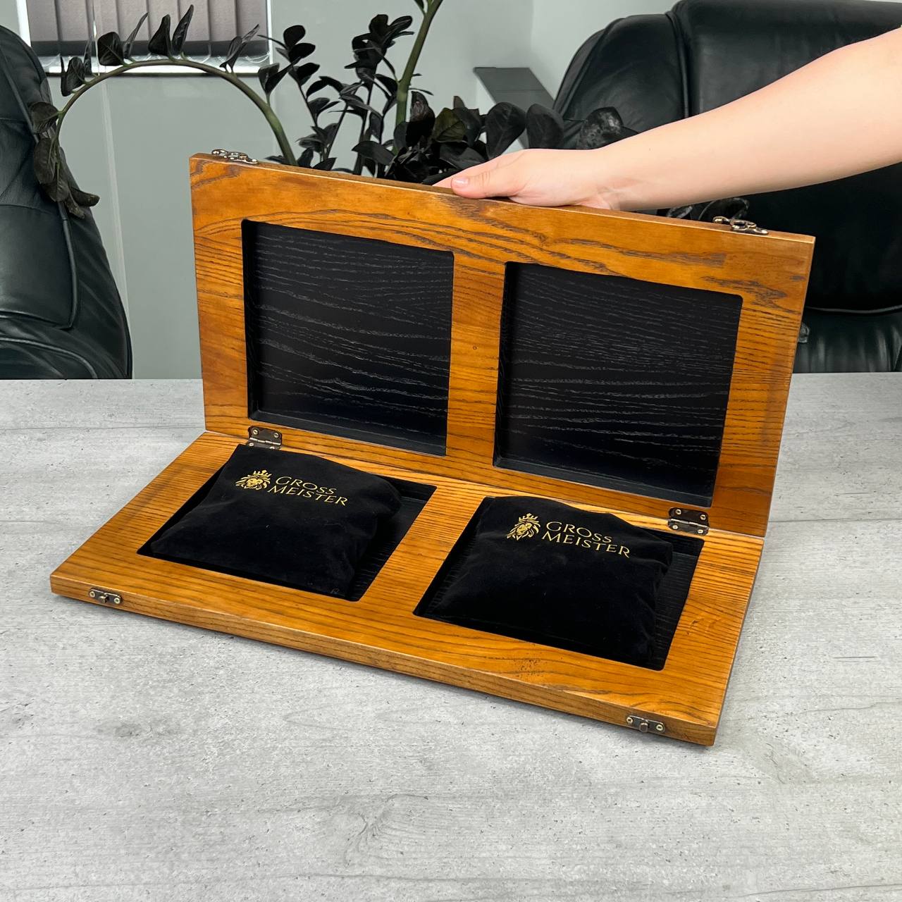Jeu de Go artisanal (jeu de stratégie chinois ancien), jeu de société insolite. Prêt à offrir