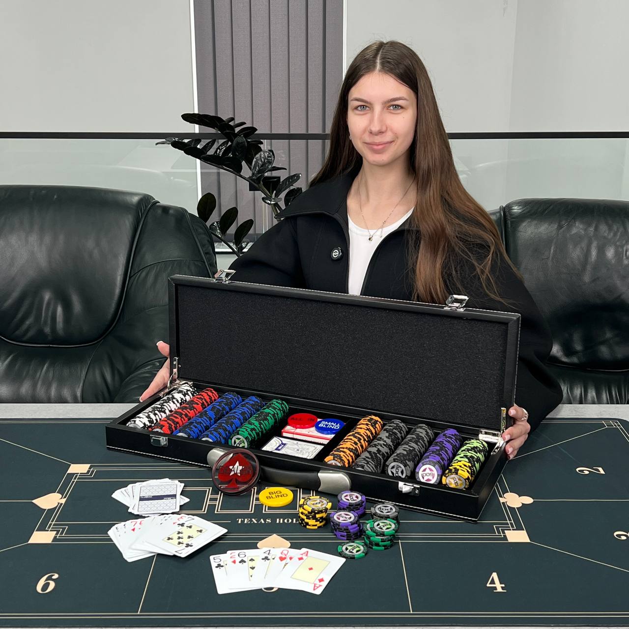 Poker 500 Chips Set: The Ultimate Poker Experience, Gift-ready
