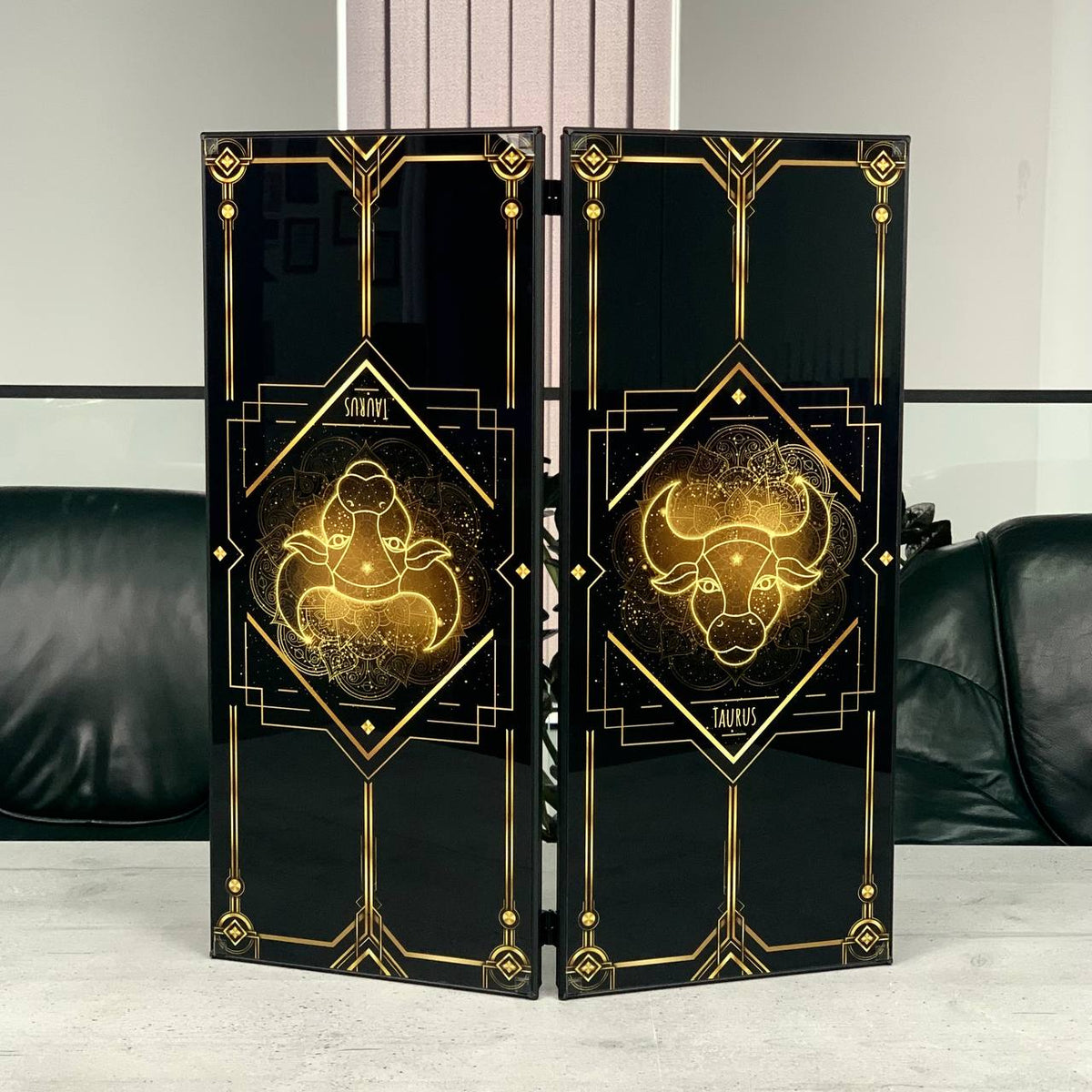 Black Marble-Style Glass Backgammon Set – Large 24"
