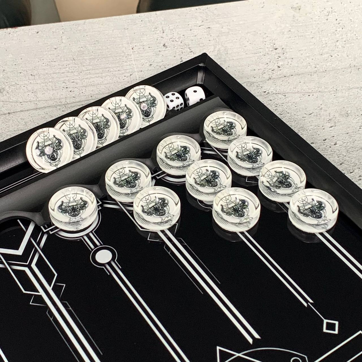 Black Marble-Style Glass Backgammon Set – Large 24"
