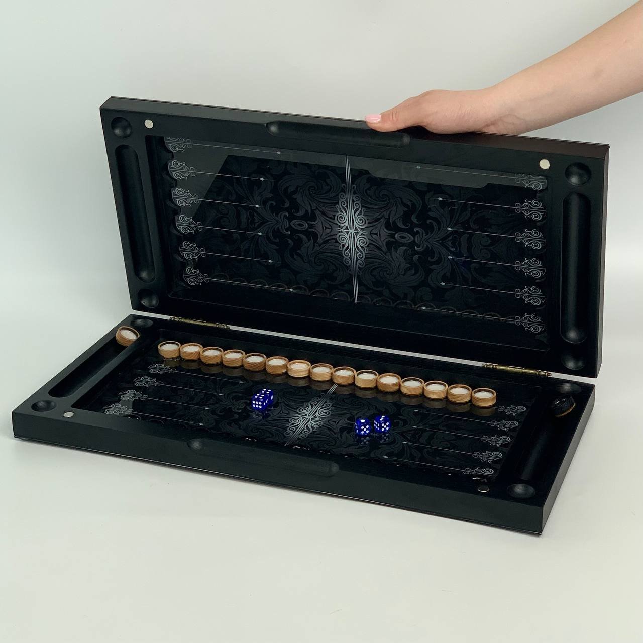 Luxury Wind Rose Glass&Wood Backgammon Set — 20" Handcrafted Black Ash Wood & Tempered Glass Board