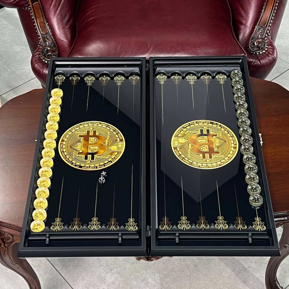 Black Dollar Glass Backgammon Set – Large 24”