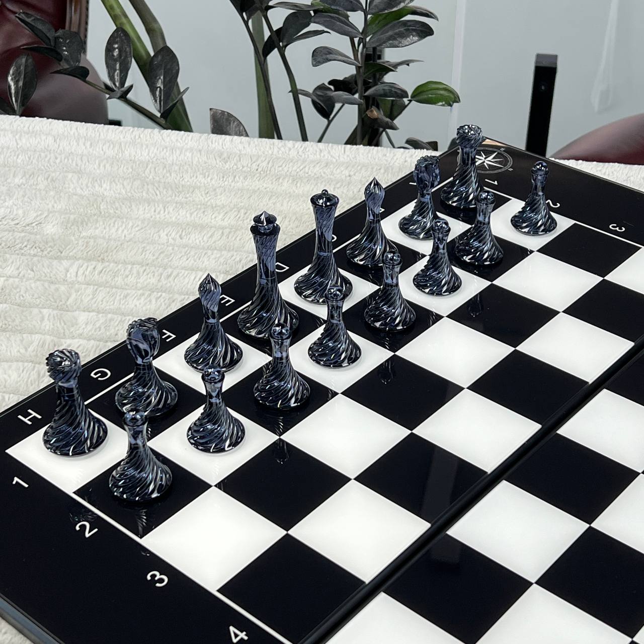 Wind Rose Glass Chess Set - 24"