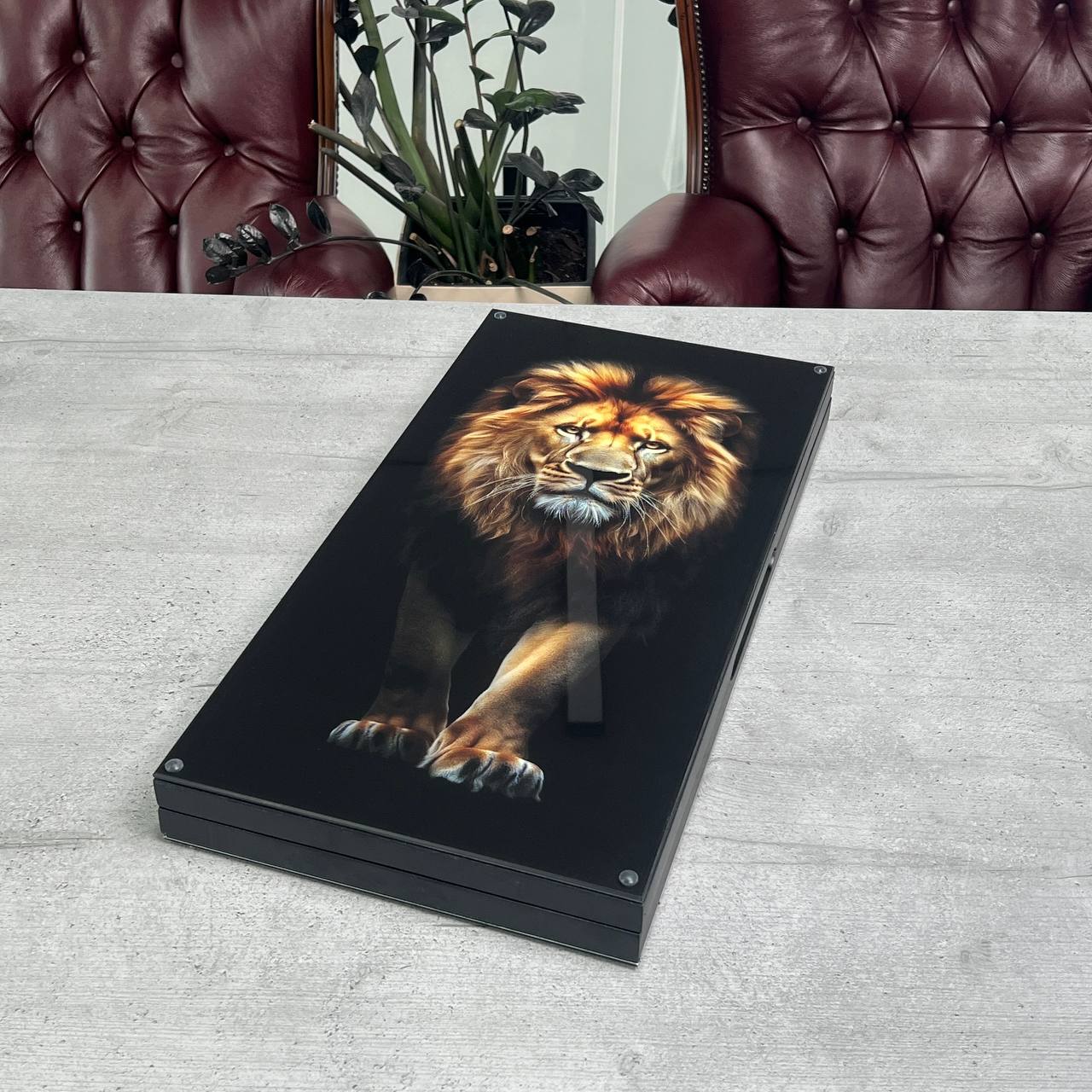 The Lion King Premium Glass&Wood Backgammon Set — Luxury Game Board