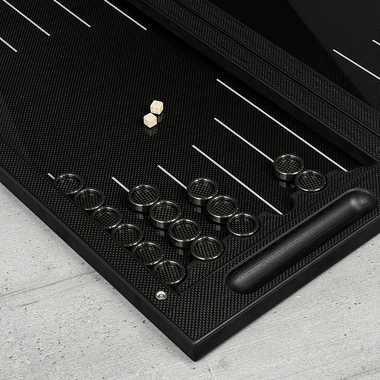 Jeu de backgammon de luxe VIP en carbone avec base en aluminium et carbone, 61 x 26,5 cm, prêt à offrir