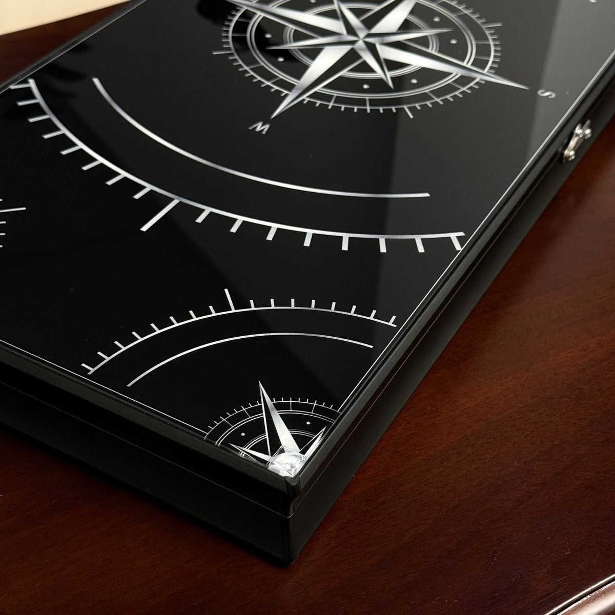Silver Compass Glass Backgammon Set – Large 24”