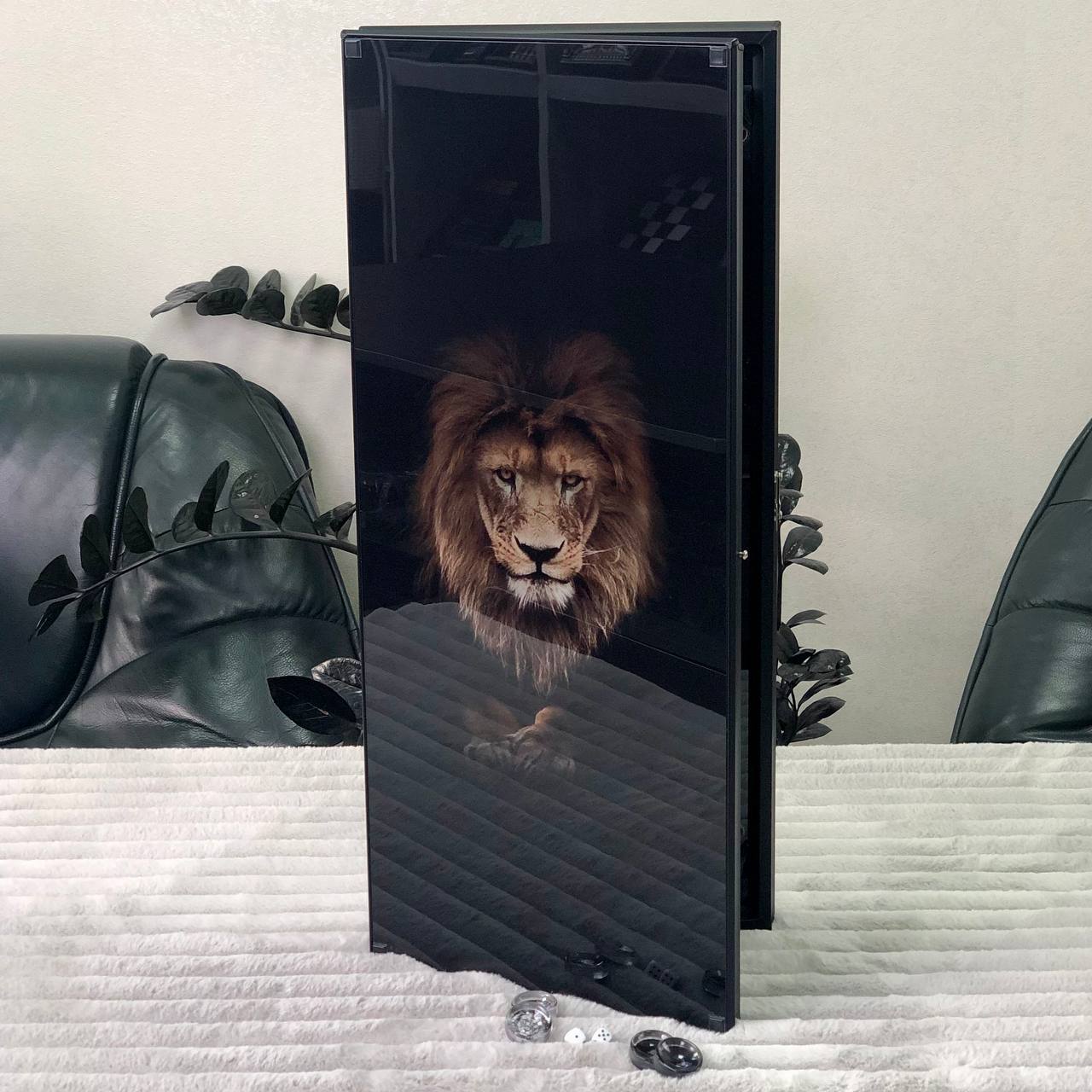 Lion Collection Glass Backgammon Set