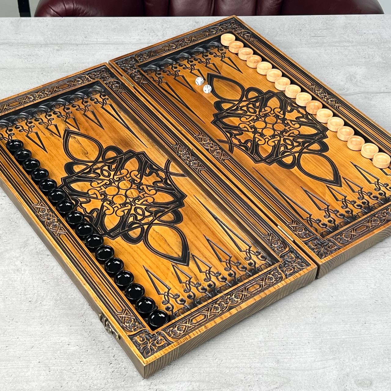 Grand Bear Wooden Backgammon Set