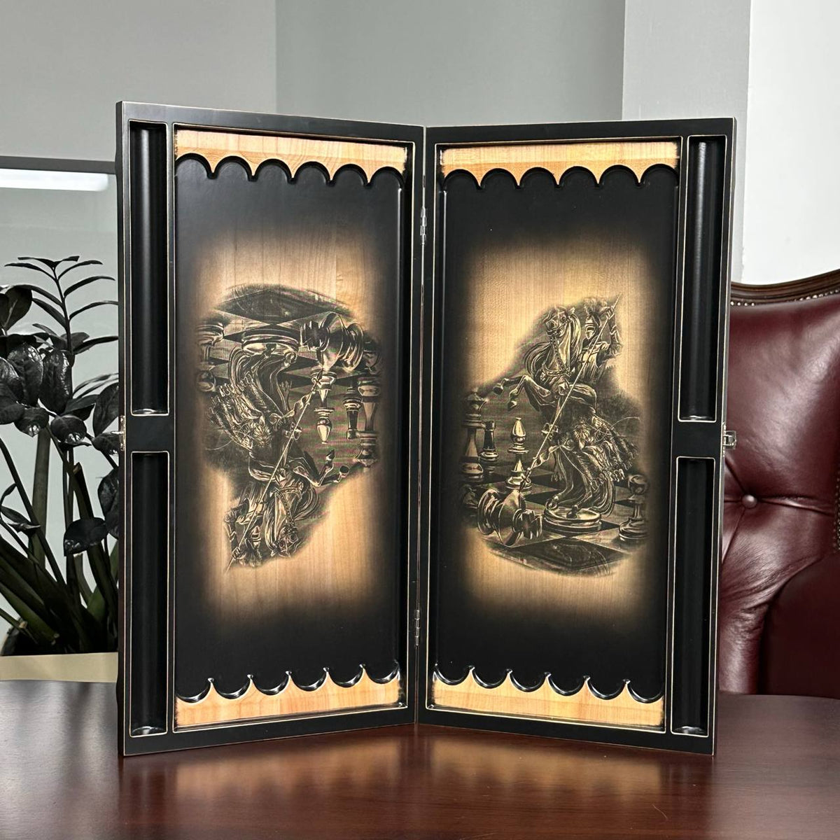 Luxury Ornate Chess Set – Black & Gold Design | GrossMeister